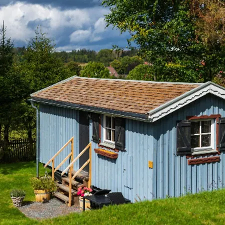 Vakantiehuis Tiny 2 *